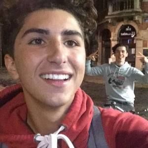 Meet your Posher, Tanner